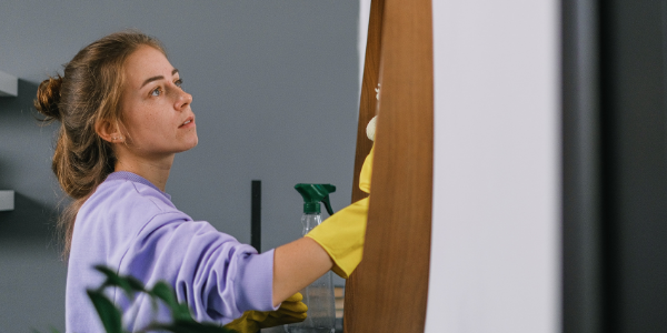 girl cleaning